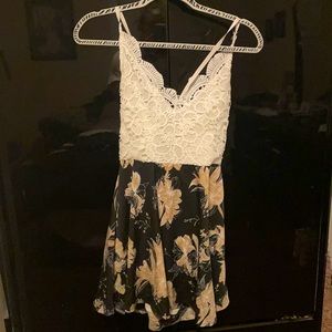Brand new Zaful dress lace and floral